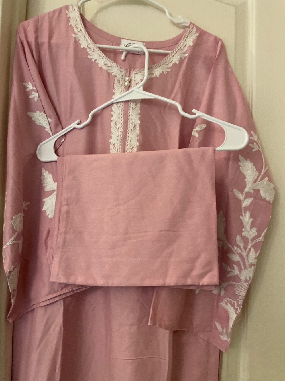 Women’s Pink Embroidered Tunic Set